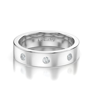 18 Karat Natural Diamond Dot Band