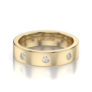 18 Karat Natural Diamond Dot Band