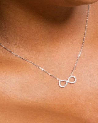18 Karat Natural Diamond Infinity Neckpiece