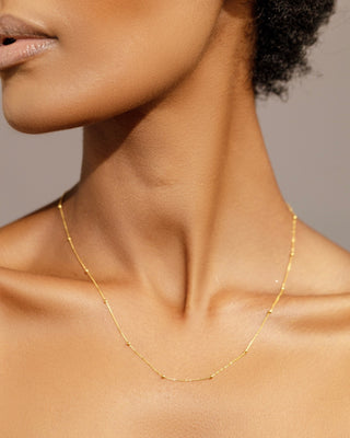 18 Karat Beaded Dainty Necklace